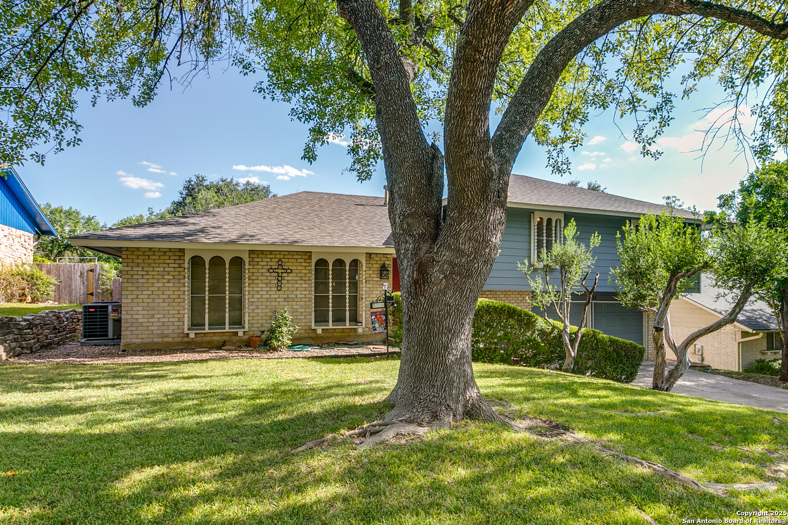 5822 Dan Duryea San Antonio TX 78240