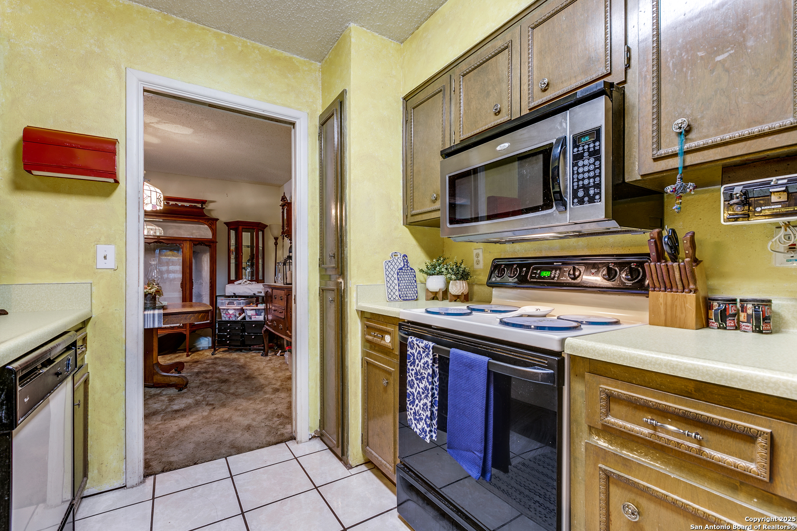 5822 Dan Duryea San Antonio TX 78240