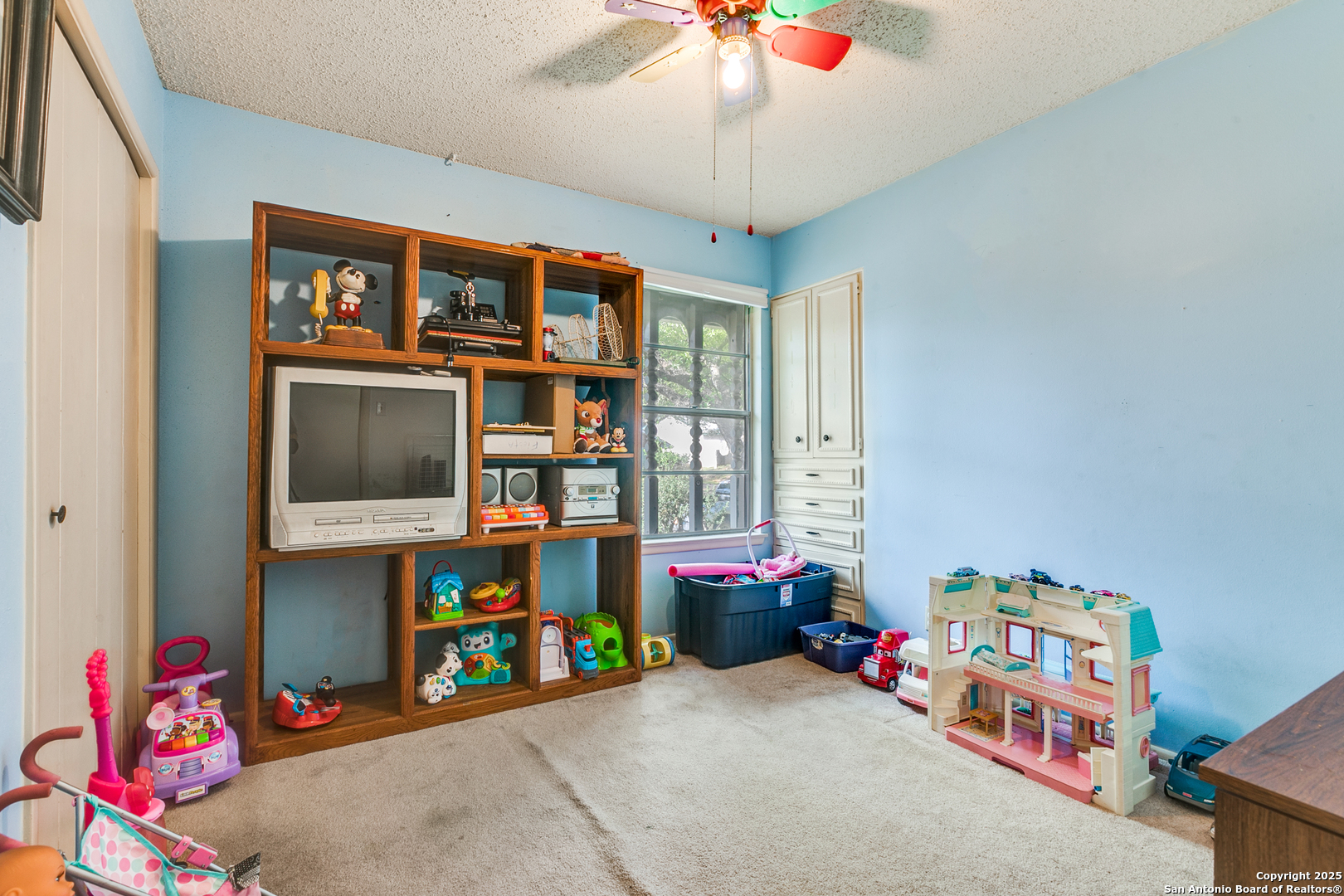 5822 Dan Duryea San Antonio TX 78240
