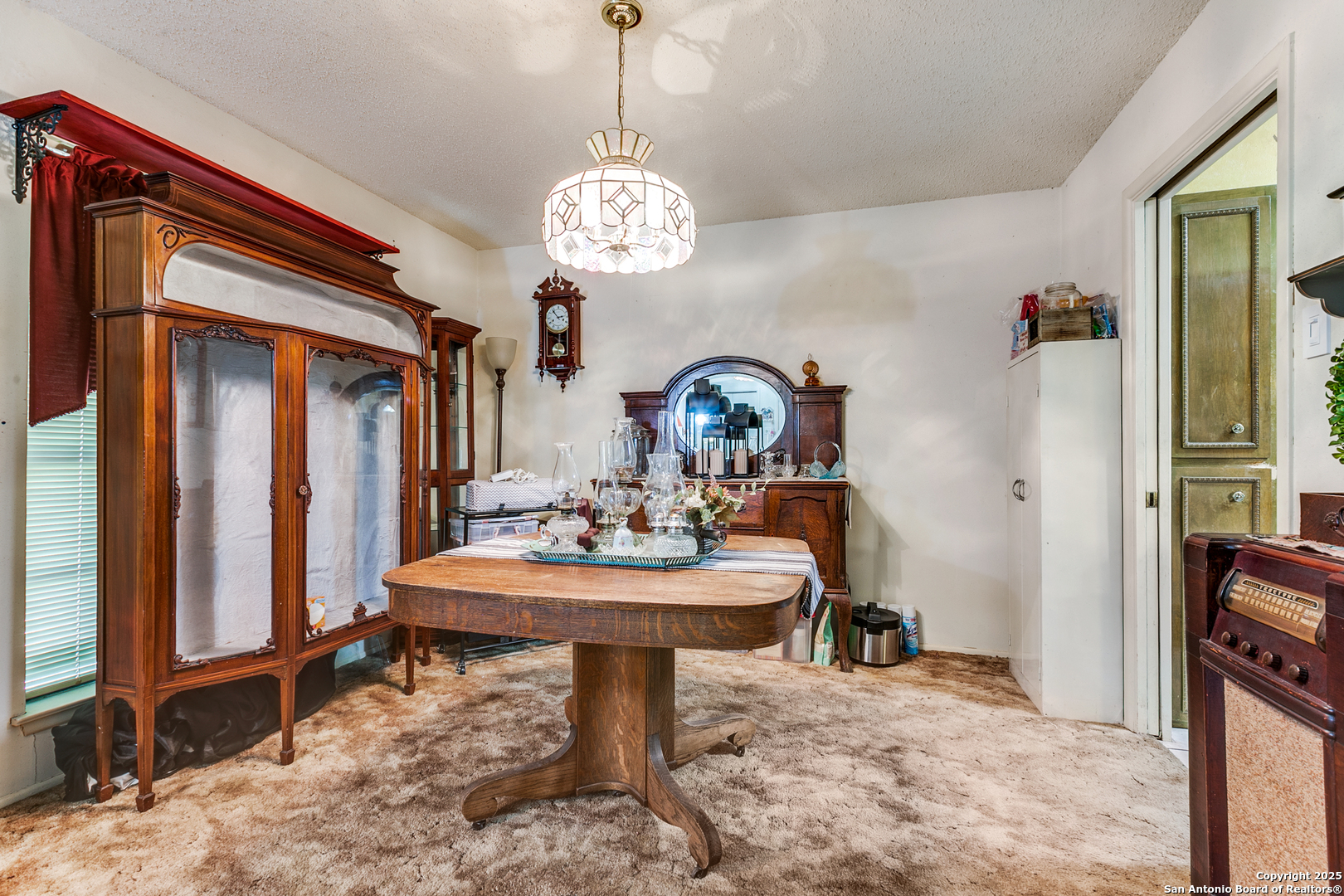 5822 Dan Duryea San Antonio TX 78240