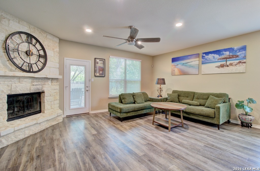 11211 Hill Top Loop Helotes TX 78023