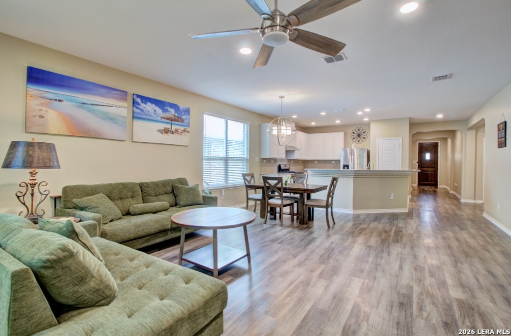 11211 Hill Top Loop Helotes TX 78023