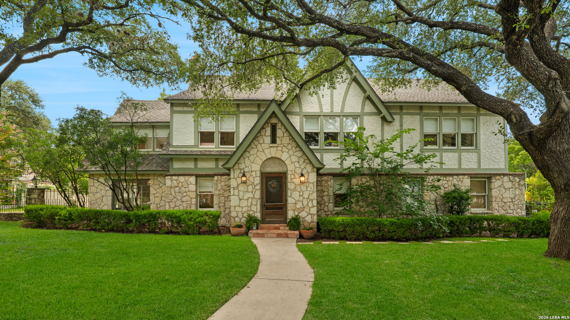 Olmos Park TX, 137 Park Drive