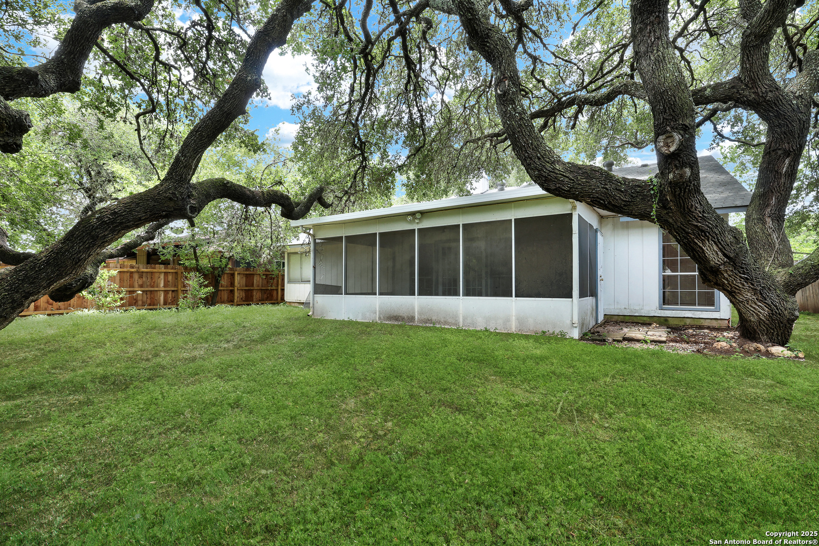 8026 Valley Trail San Antonio TX 78250
