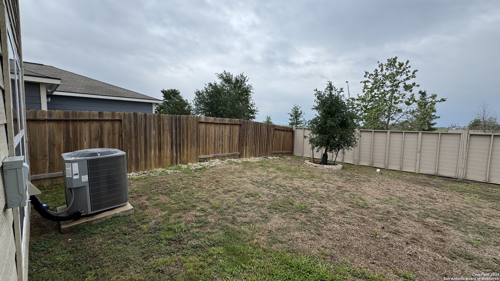 3146 Gilbert Garden Converse TX 78109