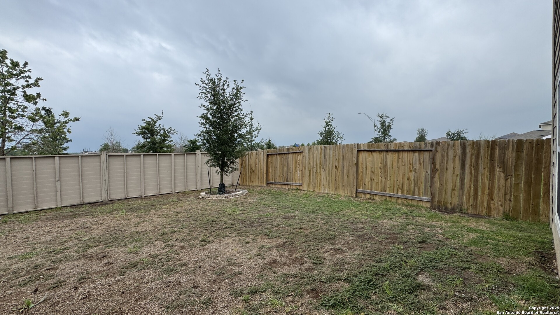 3146 Gilbert Garden Converse TX 78109