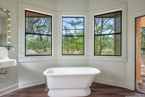 2939 Rolling Oaks New Braunfels TX 78132