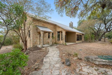 2939 Rolling Oaks New Braunfels TX 78132