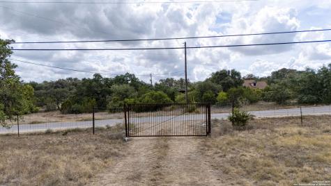 2939 Rolling Oaks New Braunfels TX 78132