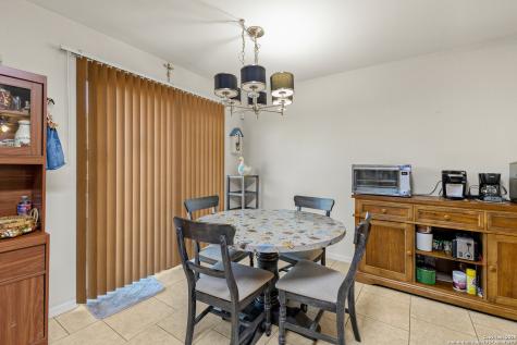 427 Stable Vista San Antonio TX 78227