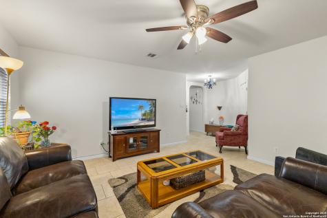427 Stable Vista San Antonio TX 78227
