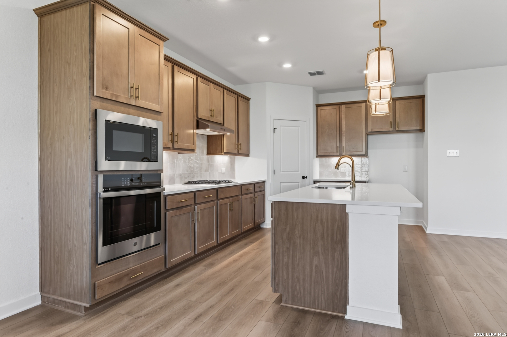 156 Thornbloom San Antonio TX 78253
