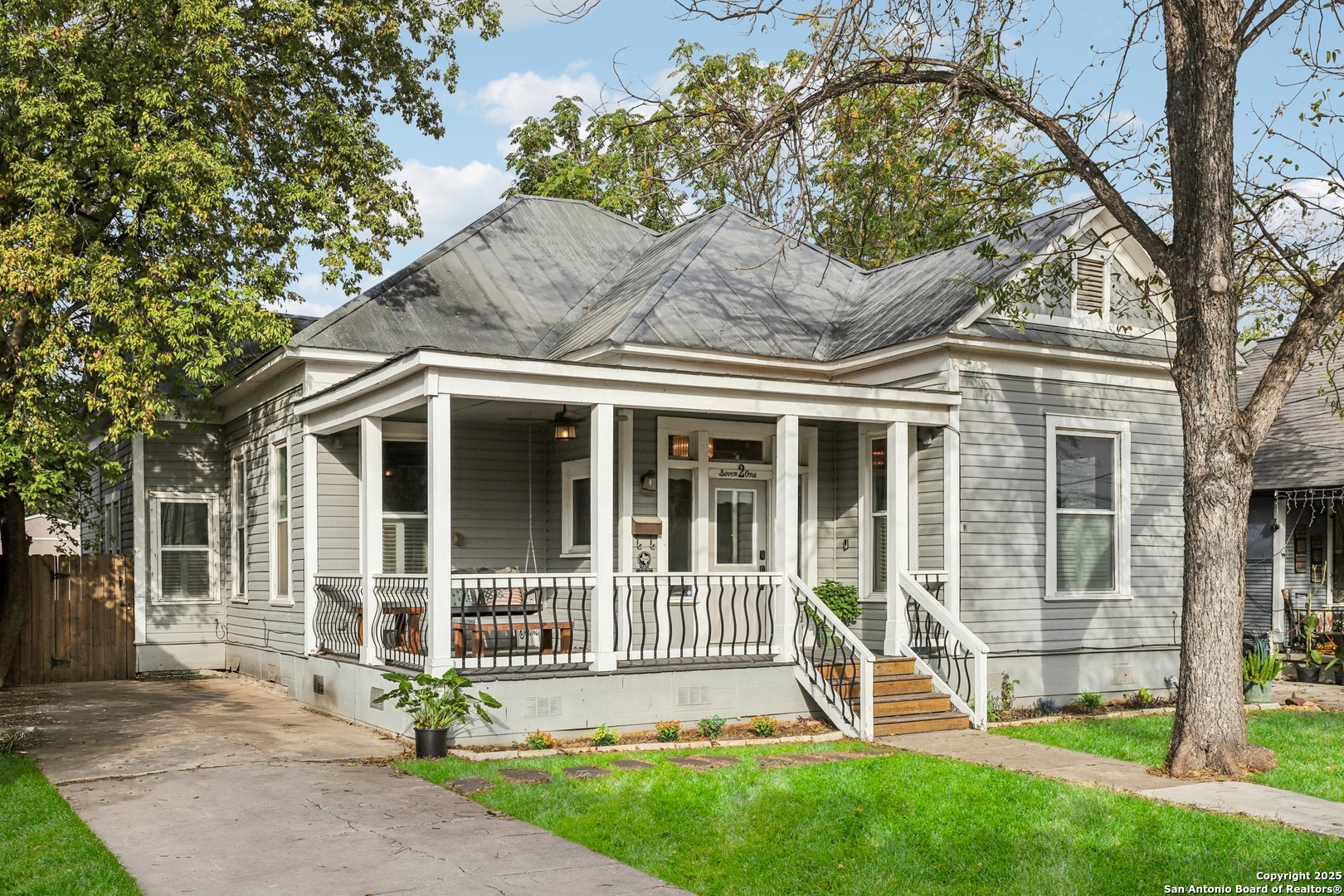 721 Saint James San Antonio TX 78202