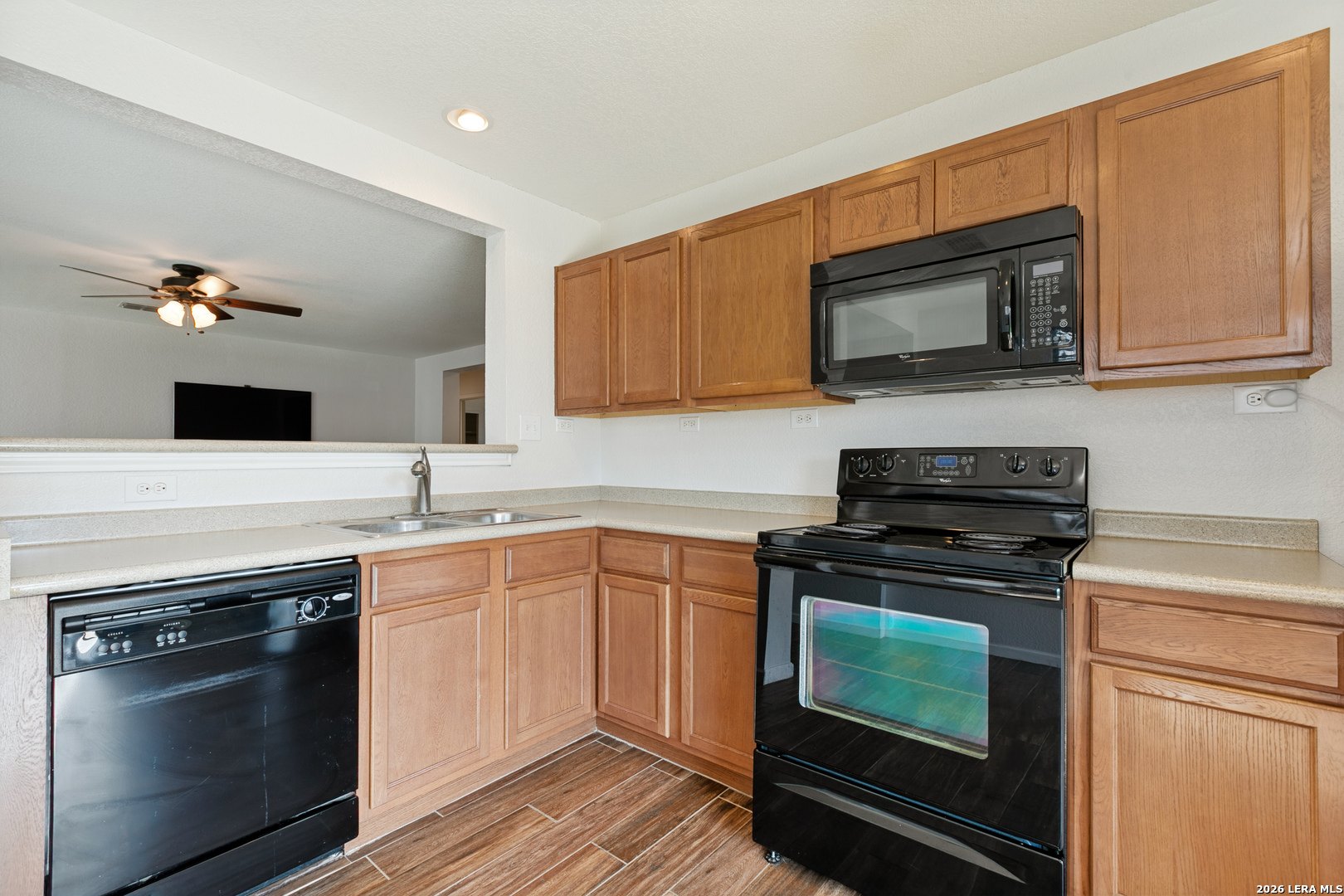 531 Sanderling San Antonio TX 78245