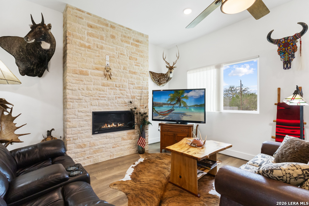 175 Pine Tree Medina TX 78055