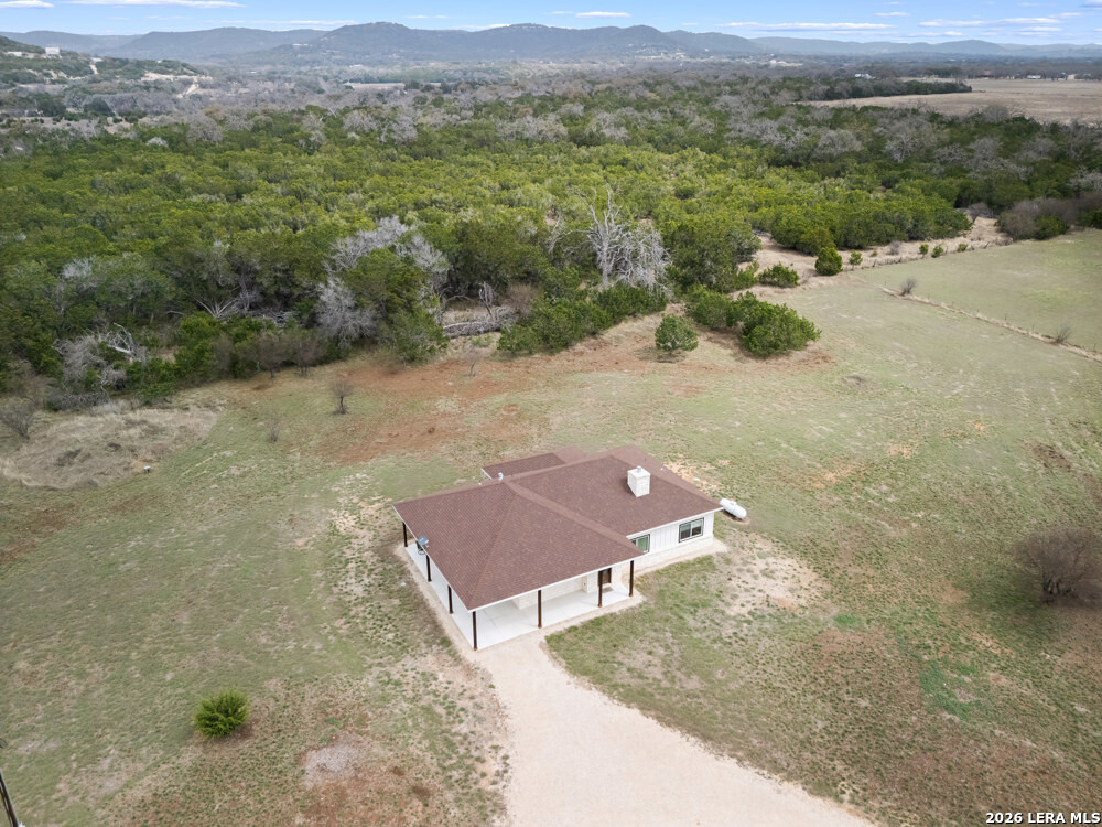 175 Pine Tree Medina TX 78055