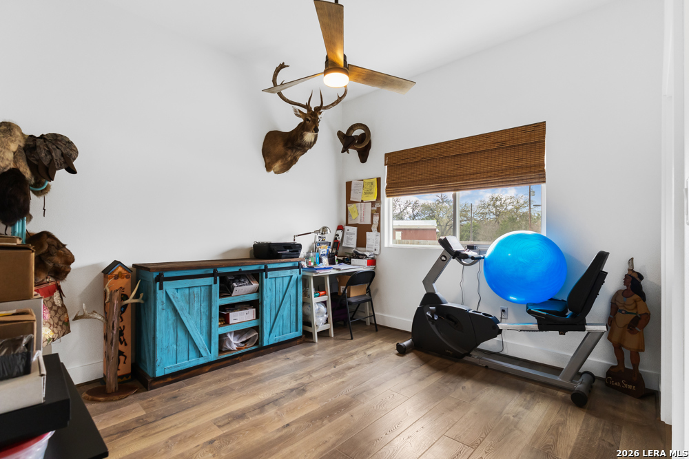 175 Pine Tree Medina TX 78055