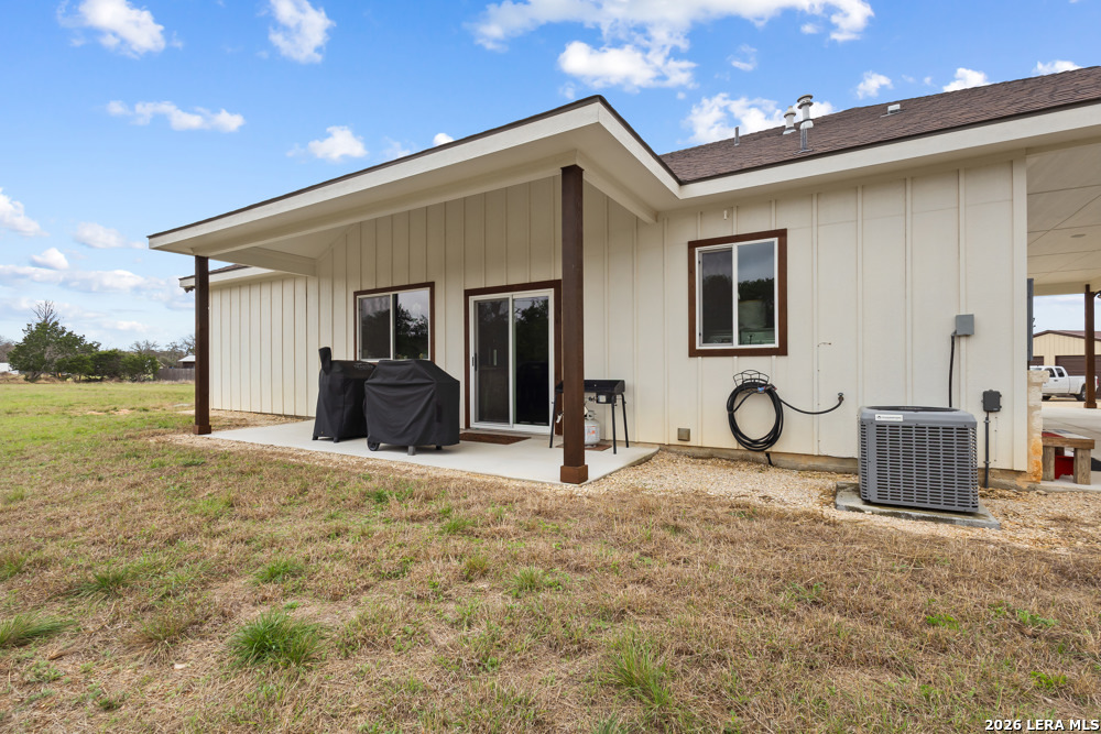 175 Pine Tree Medina TX 78055