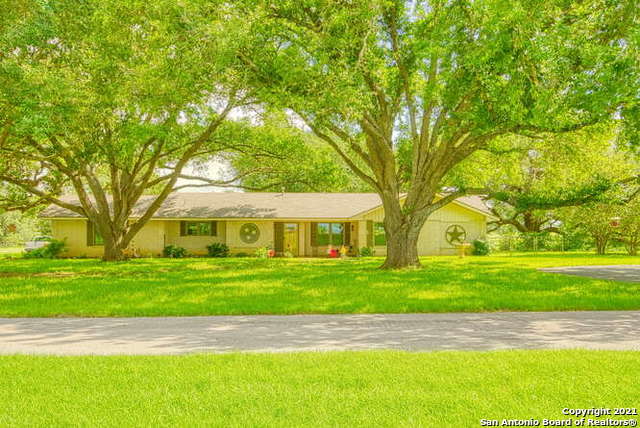 12709 Us Highway 87 S Adkins TX 78101