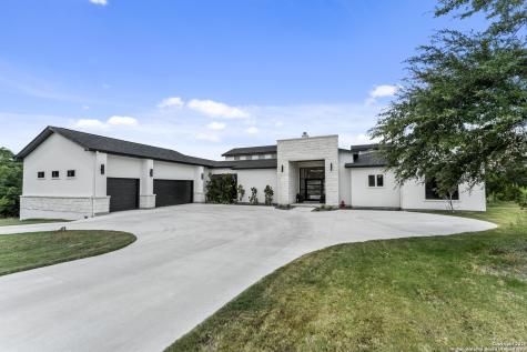 318 Upland Court Canyon Lake TX 78133