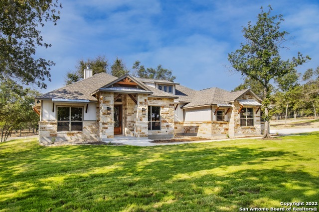 136 Wood Valley Drive Adkins TX 78101