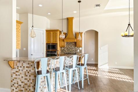 104 S Elise Drive La Vernia TX 78121