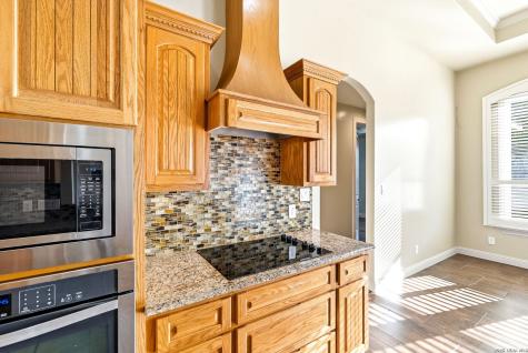104 S Elise Drive La Vernia TX 78121