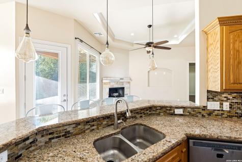 104 S Elise Drive La Vernia TX 78121