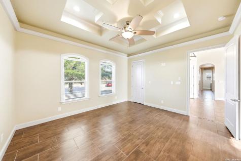 104 S Elise Drive La Vernia TX 78121