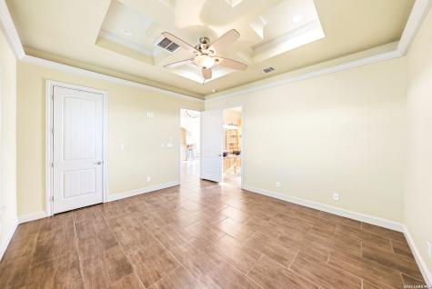 104 S Elise Drive La Vernia TX 78121