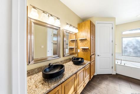 104 S Elise Drive La Vernia TX 78121