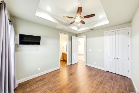 104 S Elise Drive La Vernia TX 78121