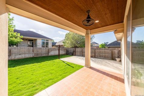 104 S Elise Drive La Vernia TX 78121