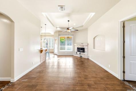 104 S Elise Drive La Vernia TX 78121