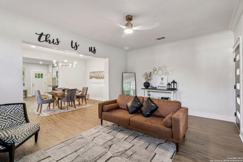 1119 W Huisache San Antonio TX 78201