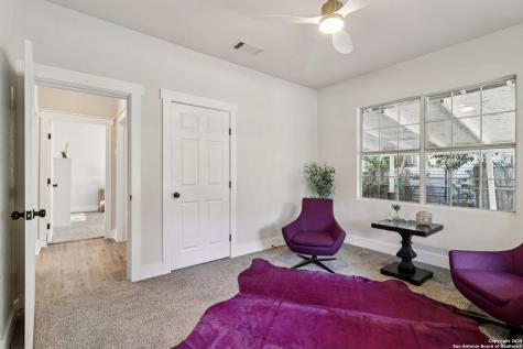 1119 W Huisache San Antonio TX 78201