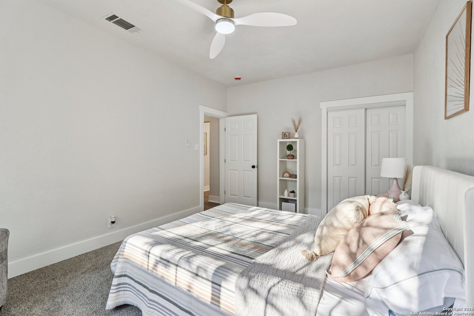1119 W Huisache San Antonio TX 78201