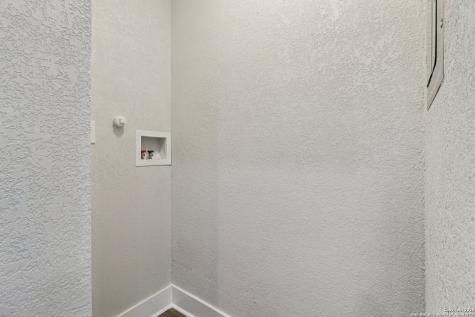 1119 W Huisache San Antonio TX 78201