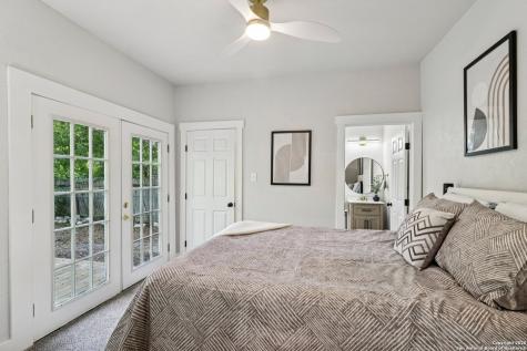 1119 W Huisache San Antonio TX 78201
