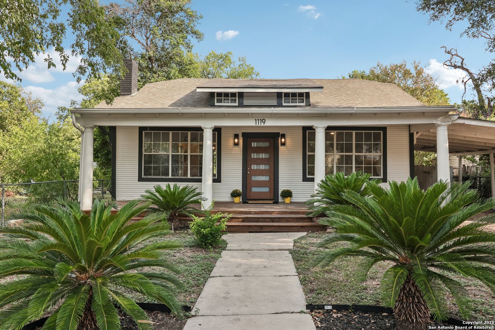 1119 W Huisache San Antonio TX 78201