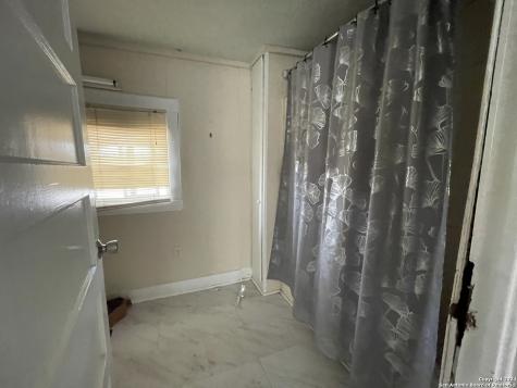4235 Mickey Road San Antonio TX 78223