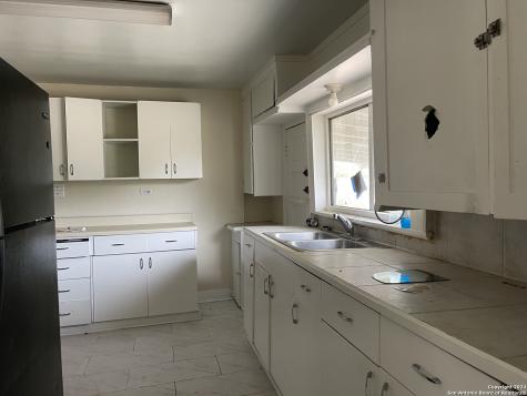 4235 Mickey Road San Antonio TX 78223