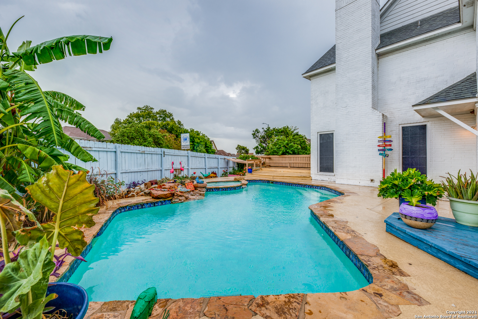 25171 Flying Arrow San Antonio TX 78258