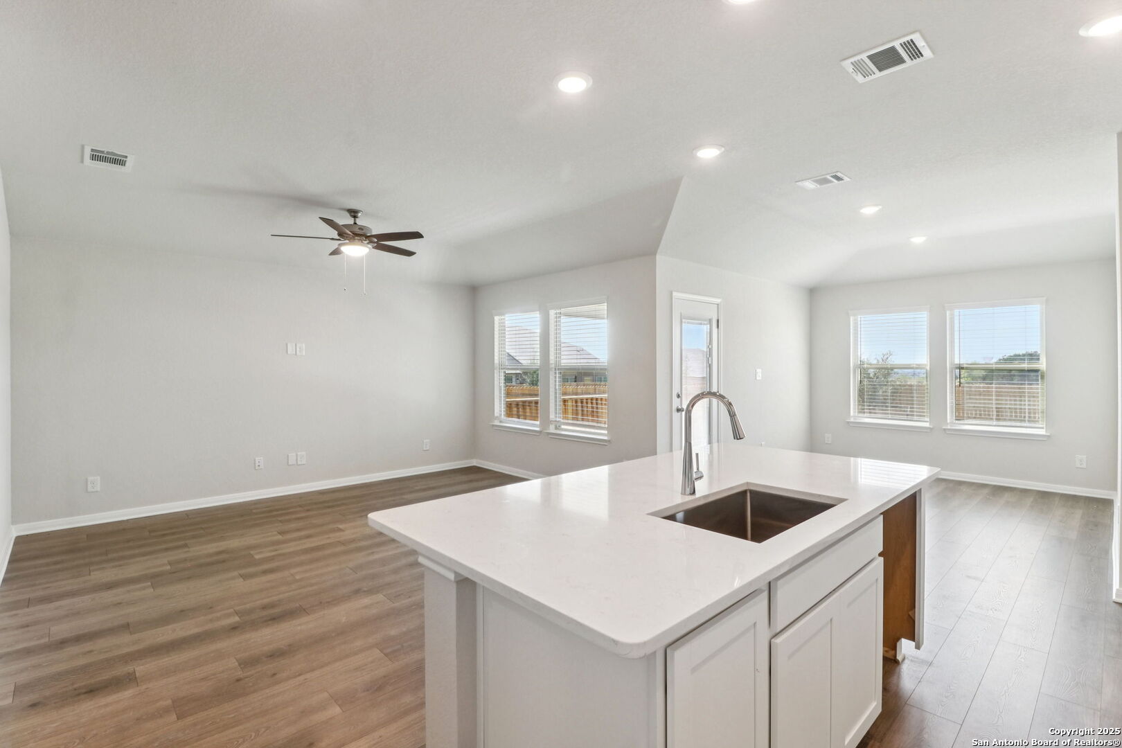 119 Barton Point Cibolo TX 78108