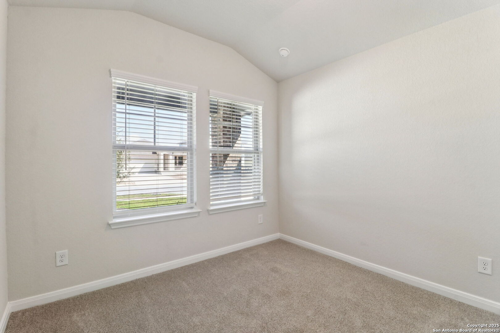 119 Barton Point Cibolo TX 78108