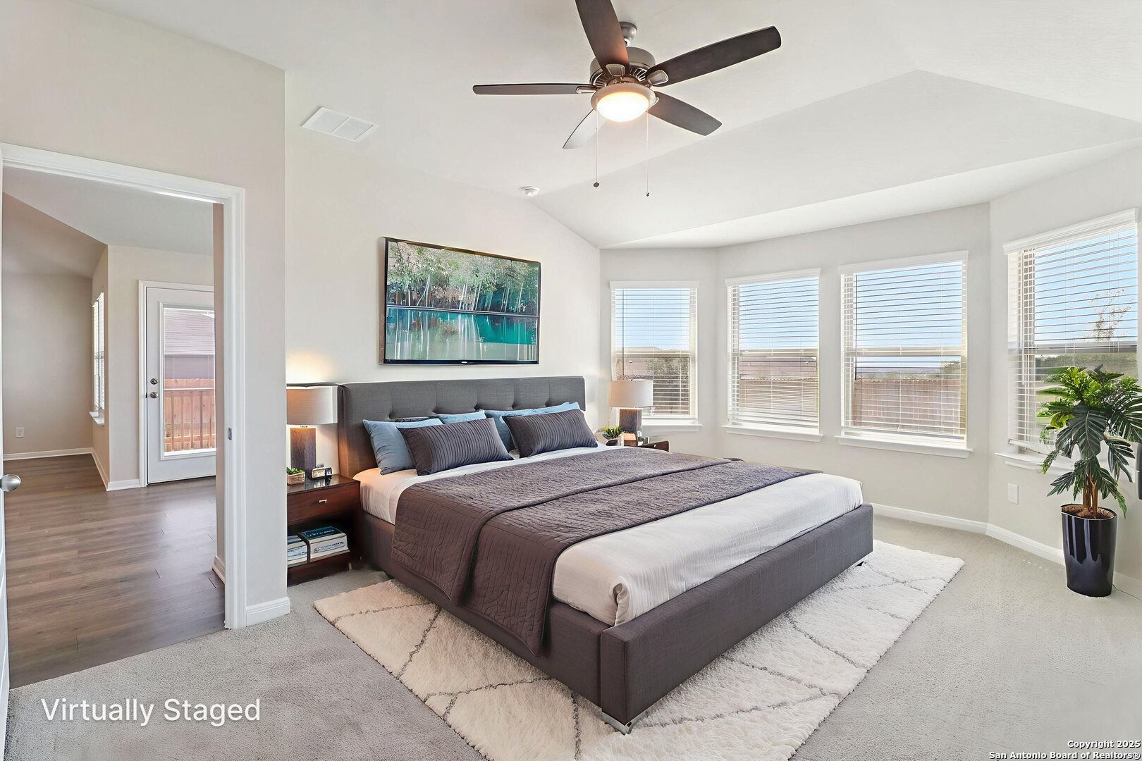 119 Barton Point Cibolo TX 78108