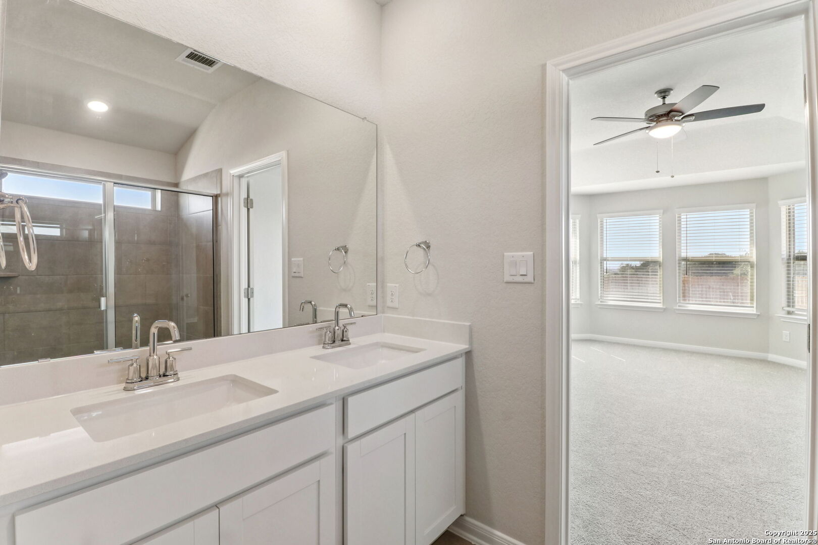 119 Barton Point Cibolo TX 78108