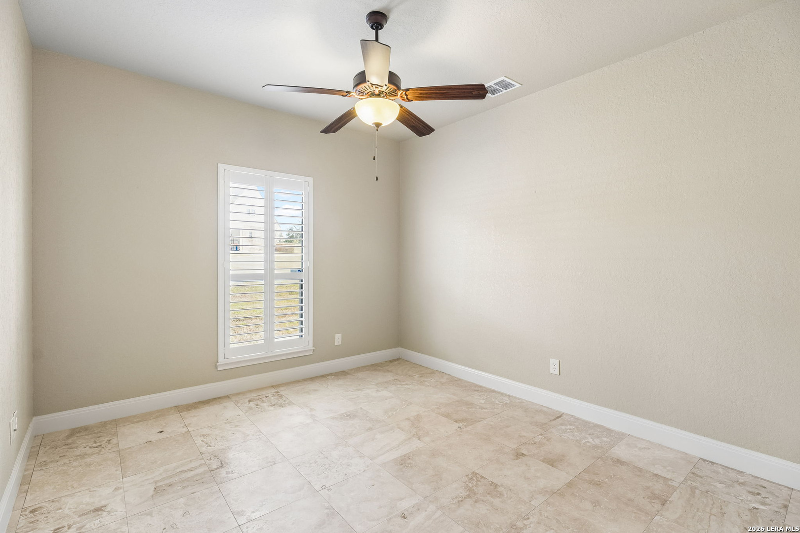 121 Abrego Mount Drive Floresville TX 78114