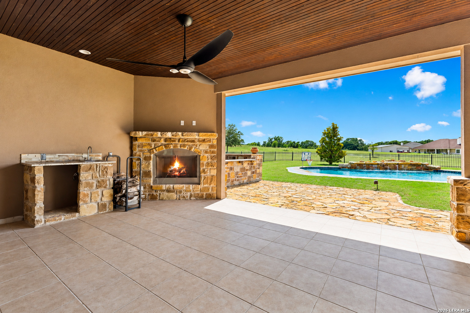 121 Abrego Mount Drive Floresville TX 78114