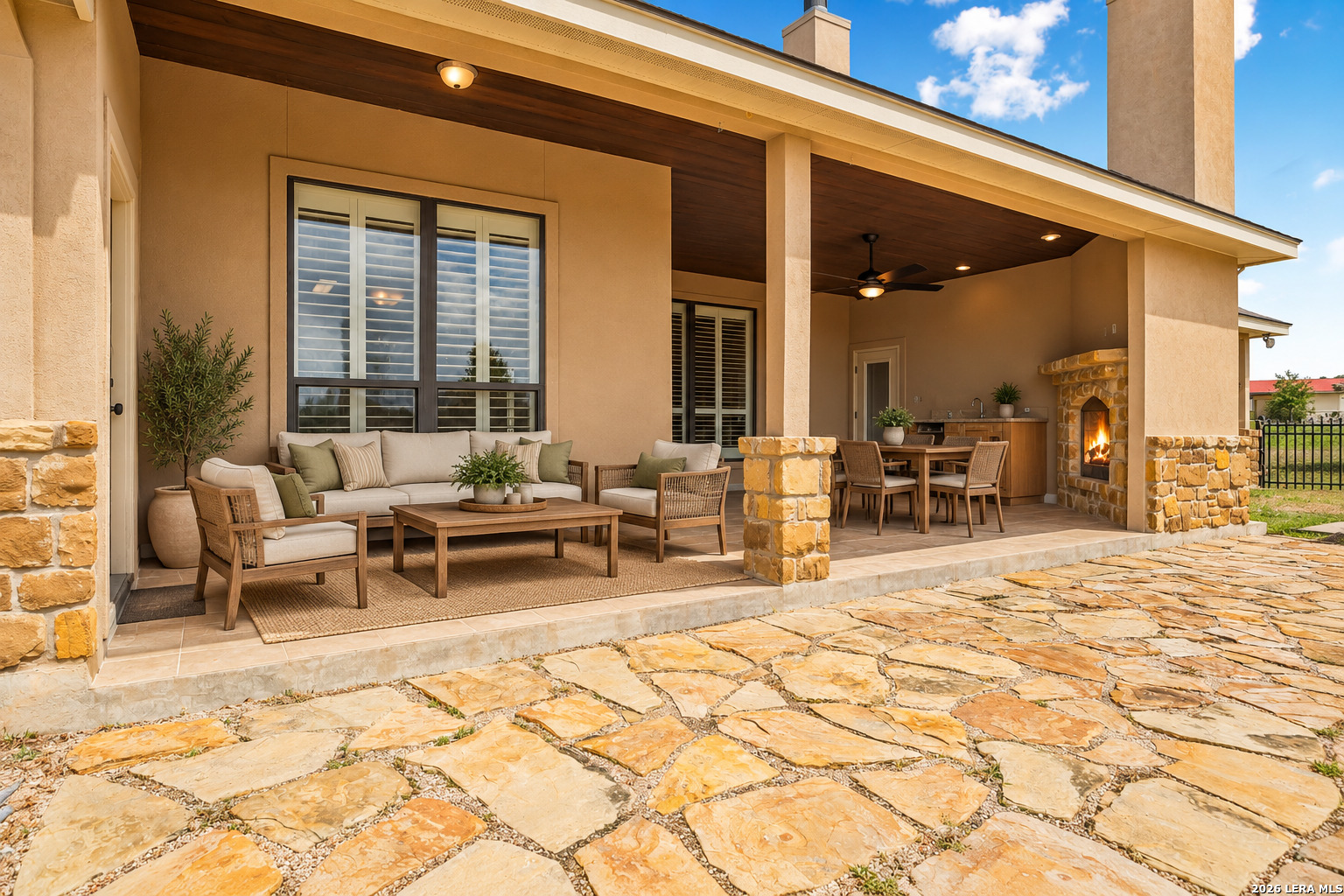 121 Abrego Mount Drive Floresville TX 78114